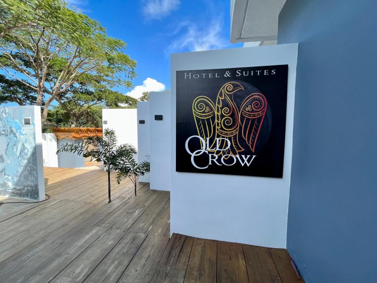 ויסקז Old Crow Hotel And Suites מראה חיצוני תמונה